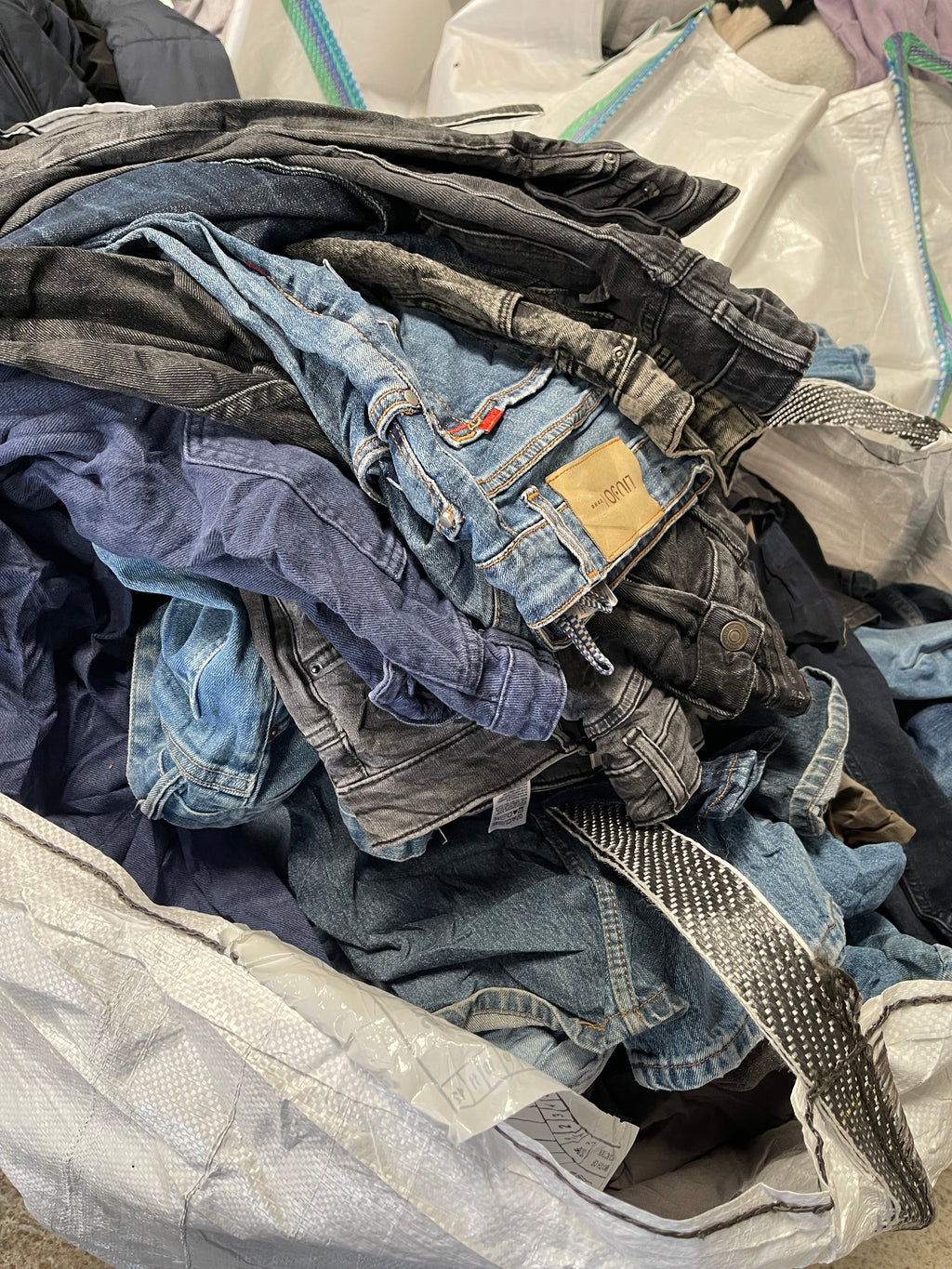 5kg mixed high street branded Jeans grade A/B